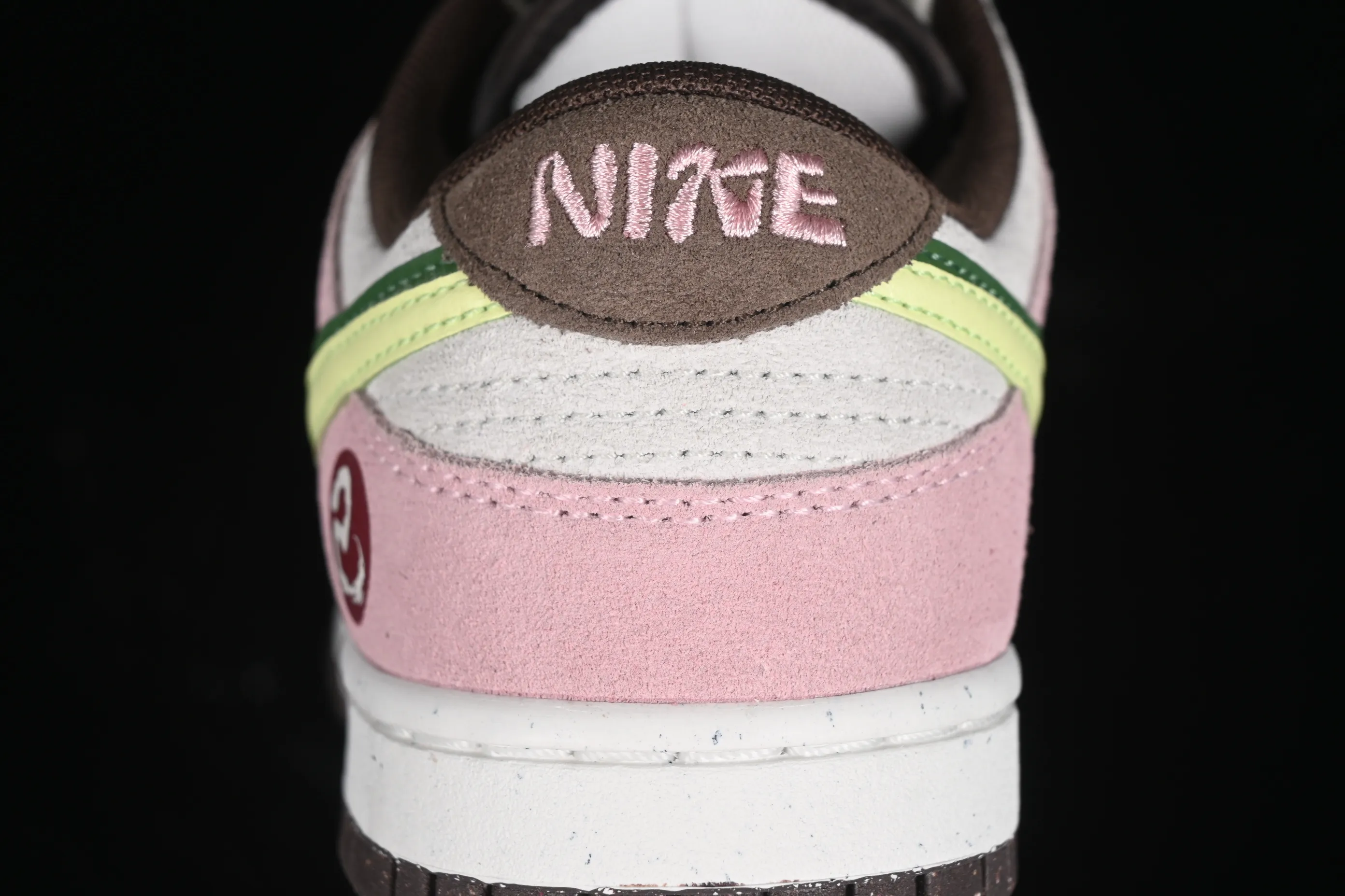 All categories Nk SB Dunk series Nk SB Dunk Low low-top sneakers Nk Dunk Low 85 double hook series Year of the Snake theme SB low-top sports and leisure sneakers HV1799-161